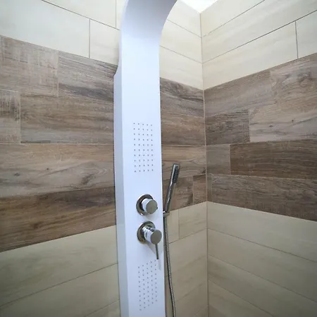 L'ulivo E La Stella בית הארחה