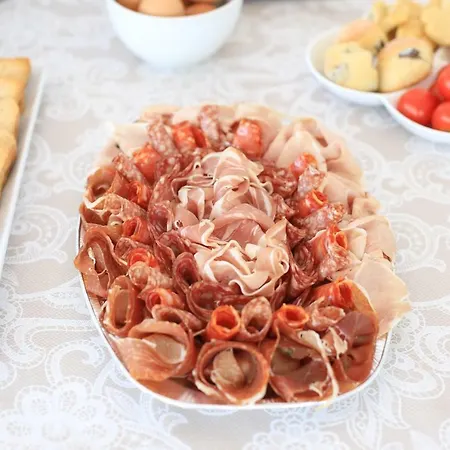 L'ulivo E La Stella פורטו צ'זראו