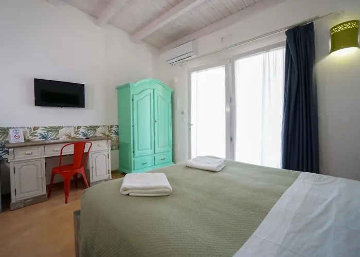 Guest house L'ulivo E La Stella 4*